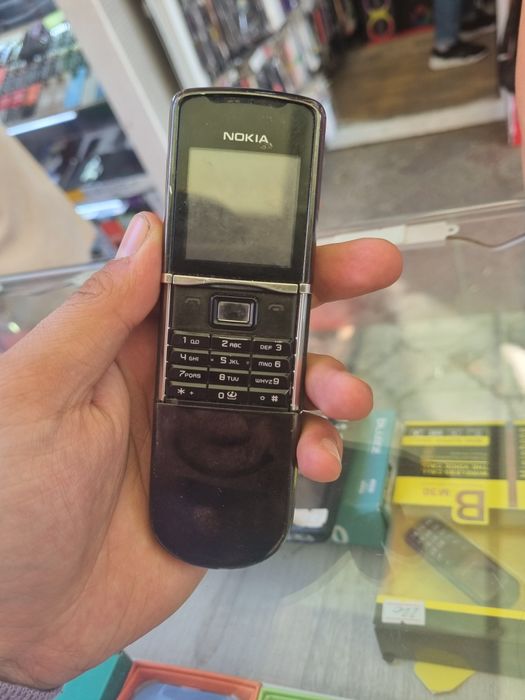 Nokia 8800d Sirocco SOTILADII