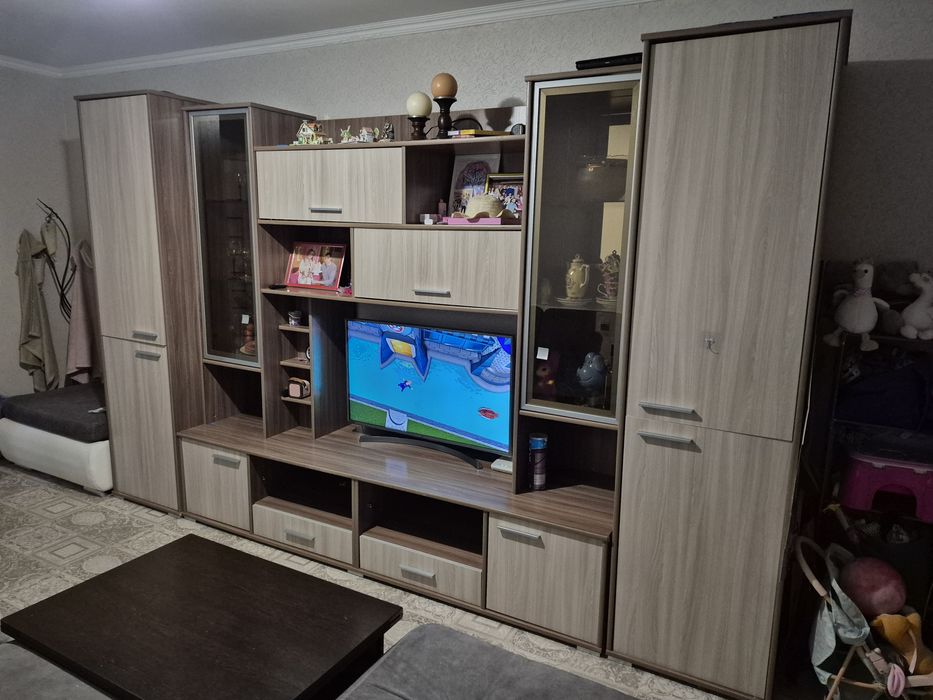 Уютная стенка в зал