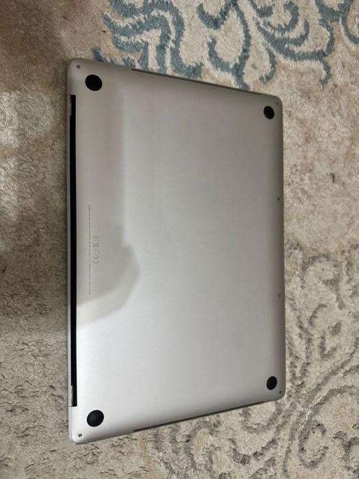 Продам macbook pro 15, 2016