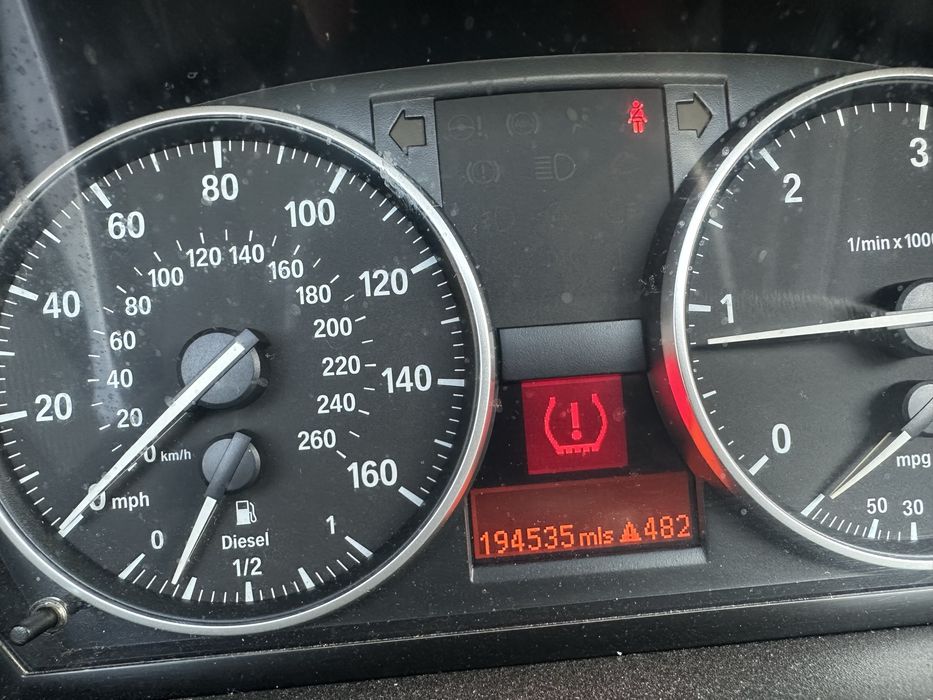 Piese BMW SERIA 3 E92 E93 cutie viteze E93 320d n47 177cp capota Bmw e92 e93 ambreiaj e90 2.0 177cp cutie viteze E90'E91 E92 E93 kit injectie 177cp