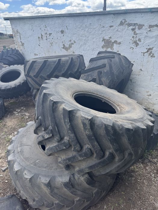Продам шины (баллоны) для комбайна ACROS
