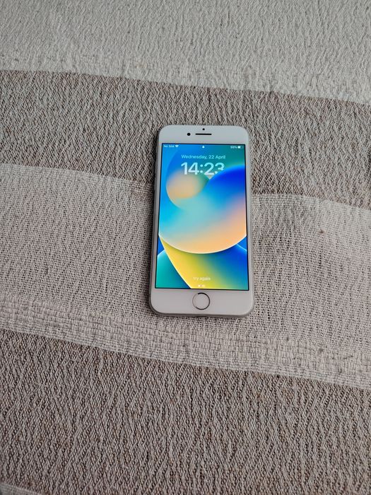 Iphone 8 64 GB liber de retea