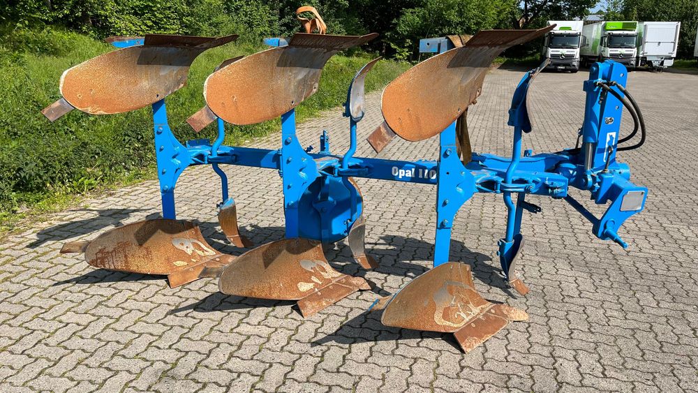 Lemken Opal 110 Belarus, Case Puma,Claas Arian, John Deere tortadi