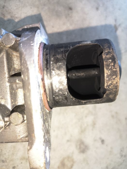 Egr racitor gaze 3.0 bmw x5 x6 e70 e71 2012 pe original