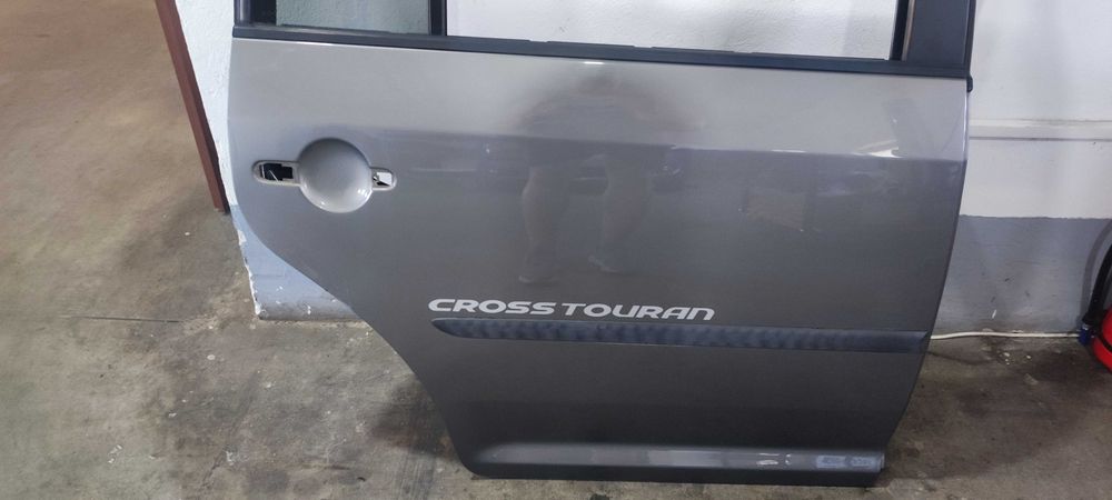Usa spate dreapta volkswagen vw touran 1T2 cros cod vopsea LD7S