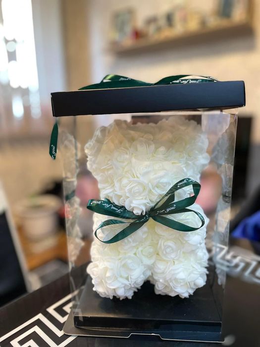 Mecheta ot izkustveni rozi.