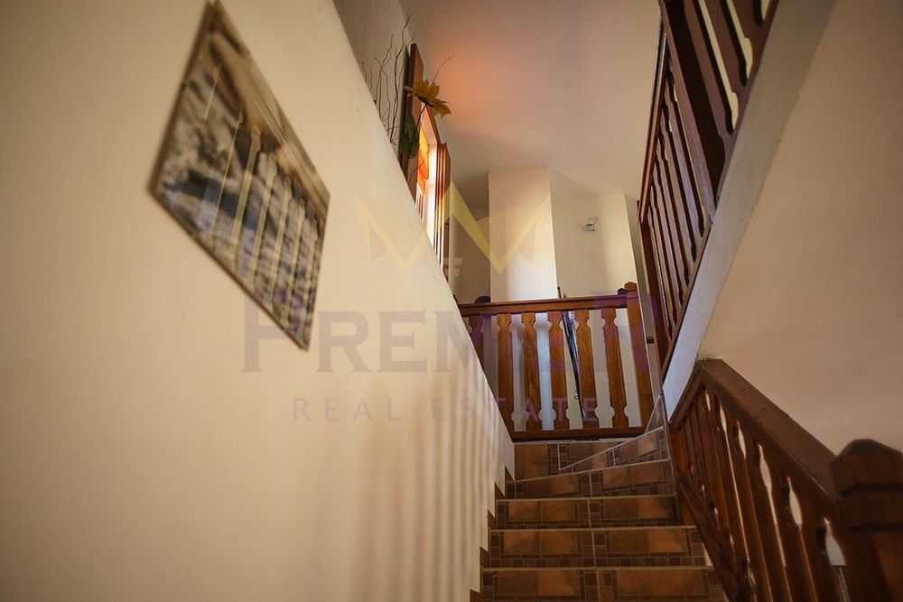 Продава се Къща в с. Бръшлян, Област Бургас - 233 кв.м за 679 €/кв.м - Снимка #11