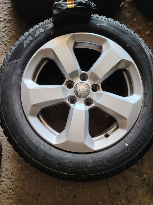 Jante originale Jeep Compass 5x110 R17 cu anvelope 225/60 R17