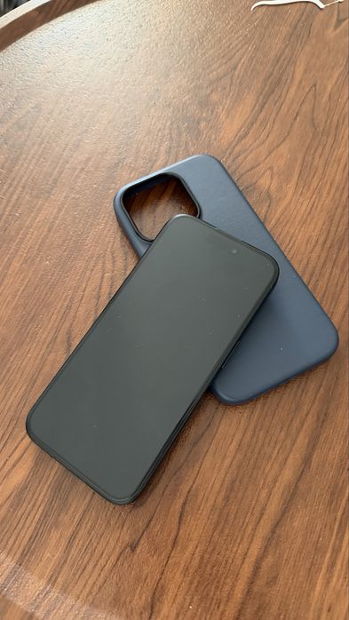 Продам Iphone 15pro