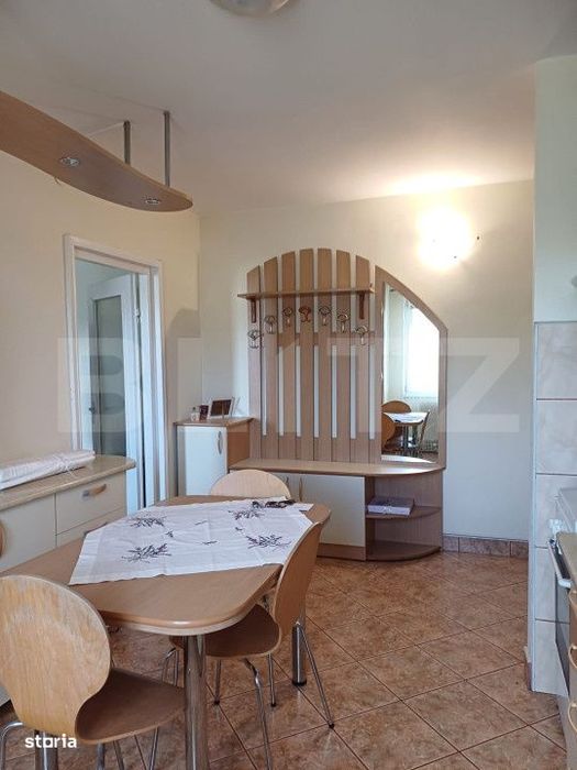 Apartament cu 3 camere, 67 mp, zona Materna