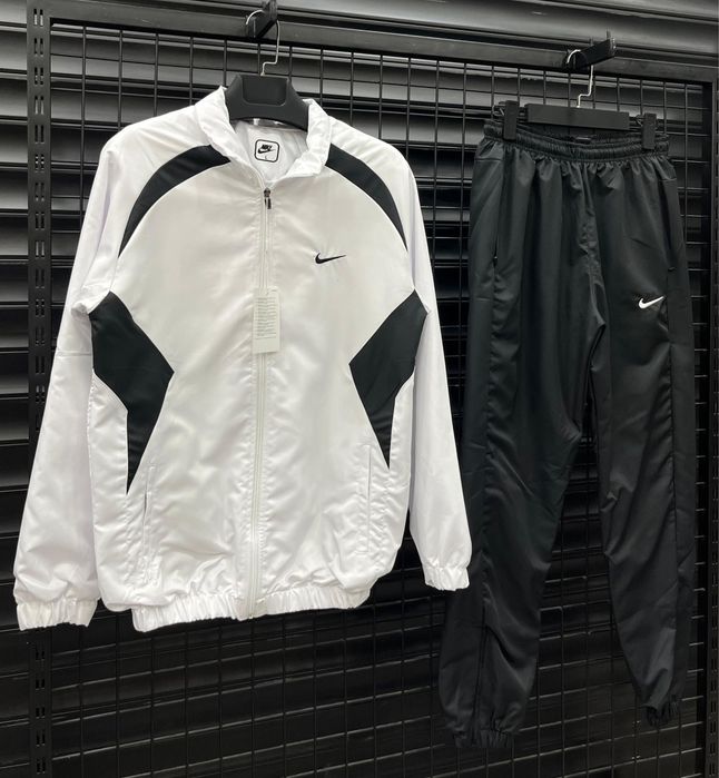 Мъжки екипи Nike