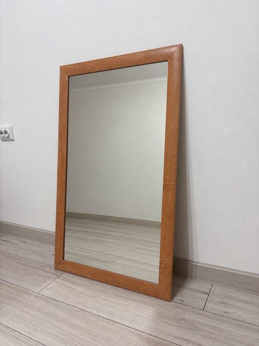Зеркало настенное