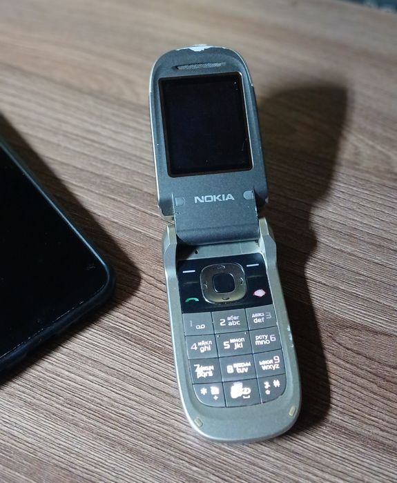 Nokia 2760 одна симкарта, оригинальный  телефон