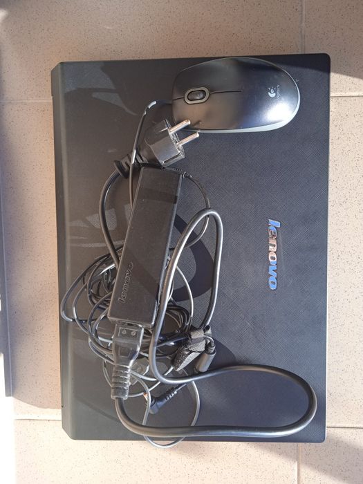 Продавам лаптоп Lenovo IdeaPad 4051