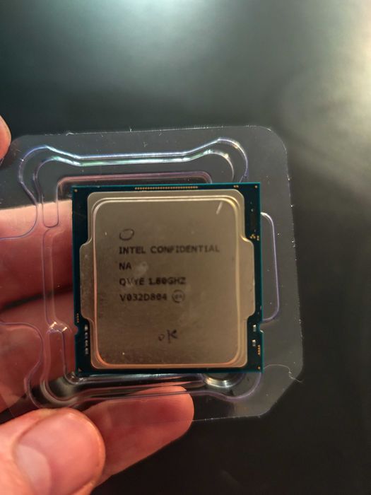 Продам процессор qvye i9 11900k