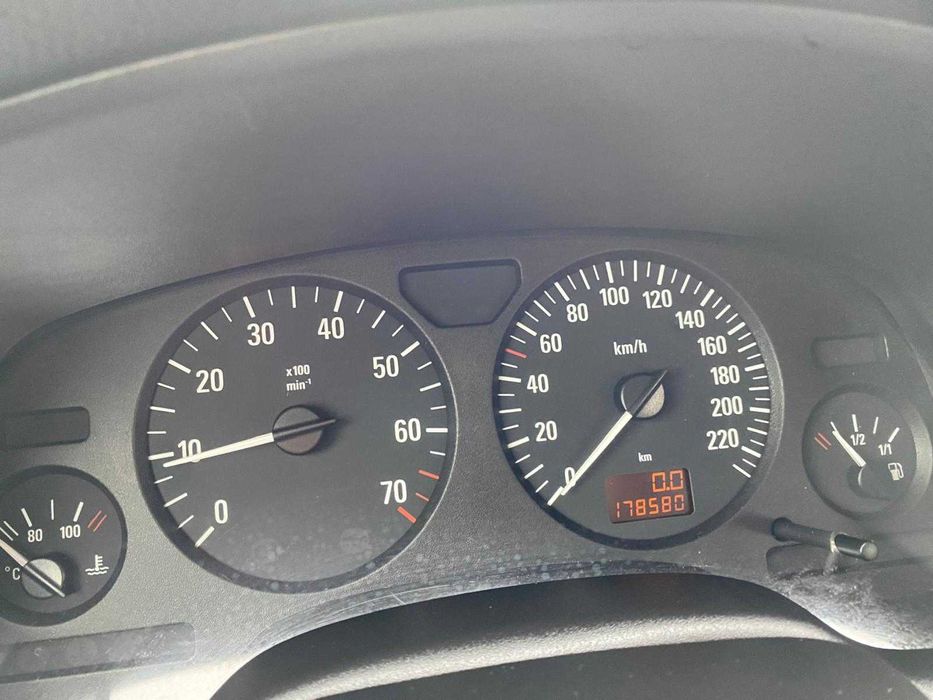 Opel Astra 1.6 Benzina