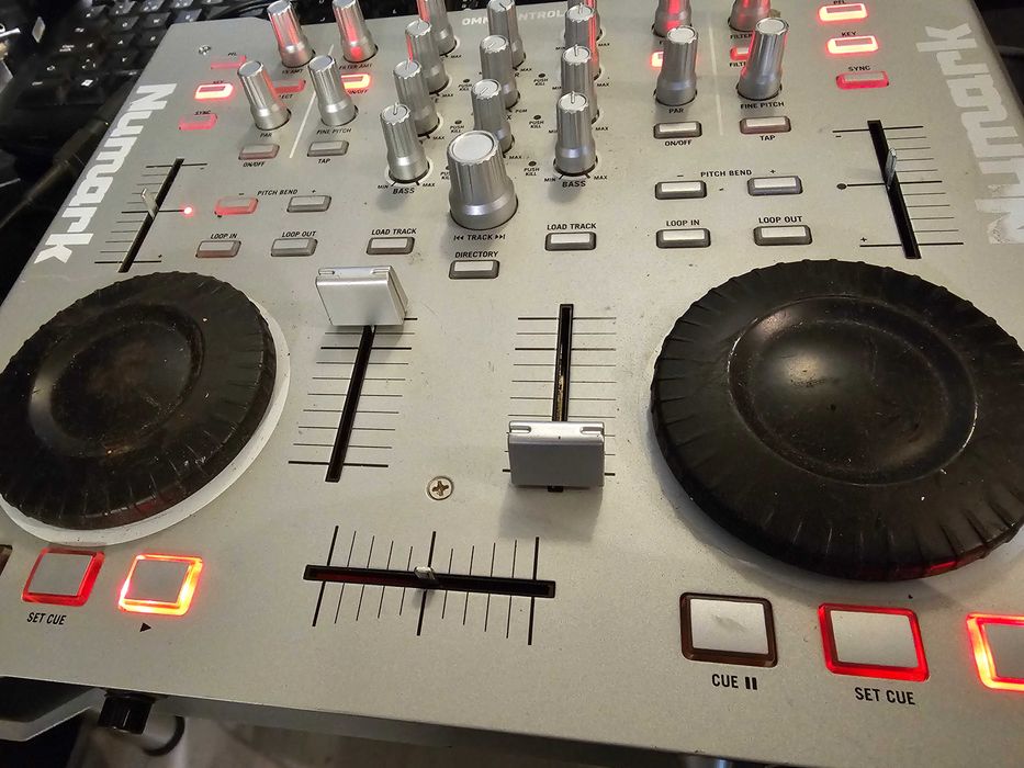 Consola DJ Numark omni control merge cu virtual dj windows 10