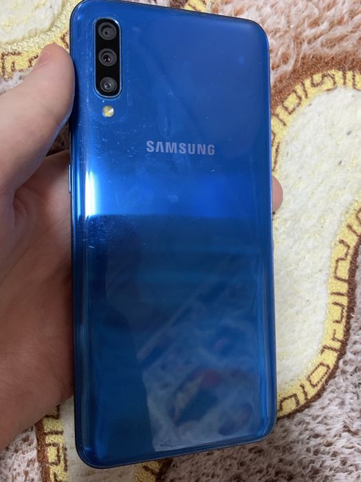 Samsung a50 128gb
