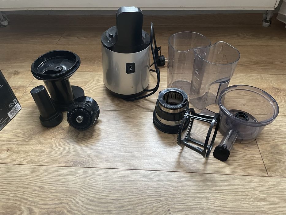 Strocator slow juicer Silver Crest