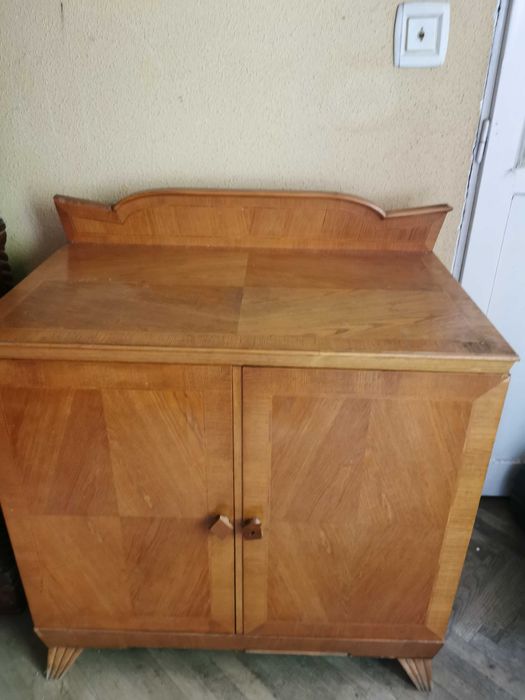 Vand mobila de sufragerie si dormitor stil Lengyel