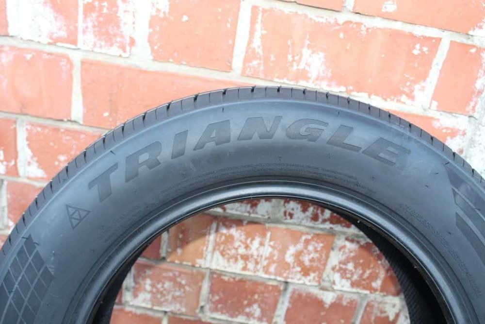 Anvelope vara noi 195/60R15 88V, Triangle