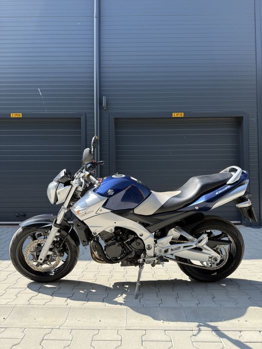 Suzuki GSR 600 2006