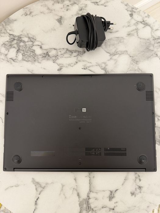 Asus Vivobook 15 , 12GB Ram, I3 gen11, Ssd 500GB