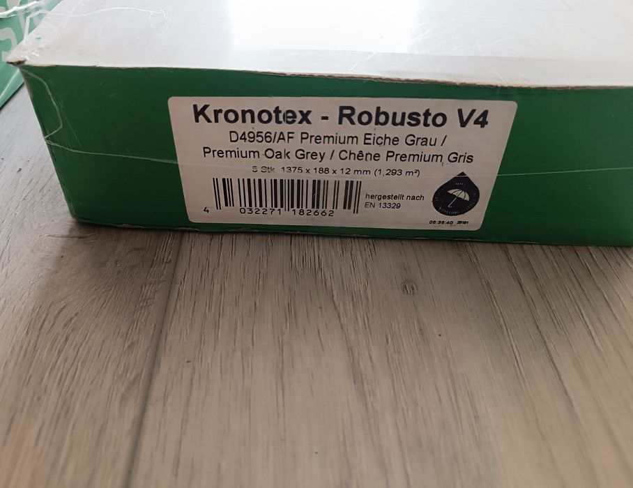 Ламиниран паркет Kronotex 12 мм Premium Oak Grey