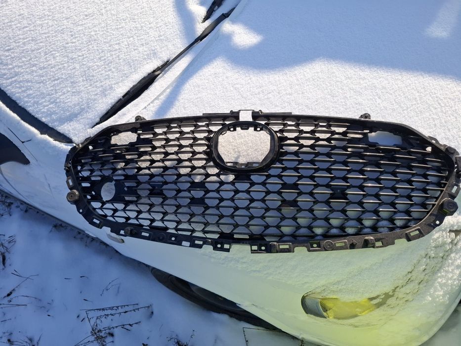 Grila superioara radiator, capac airbag volan Mazda 3 2019 -2023