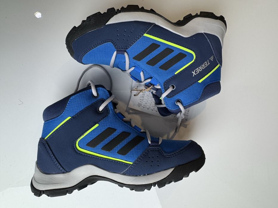 Боти Адидас терекс НОВИ