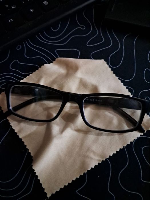 Продам очки новые