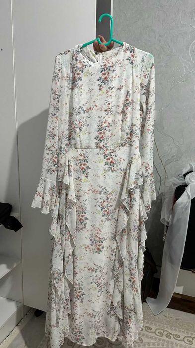 Женское платье бу