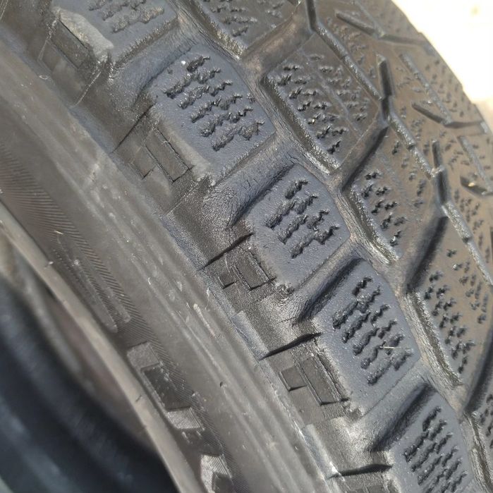 Продам резину на кроссовер