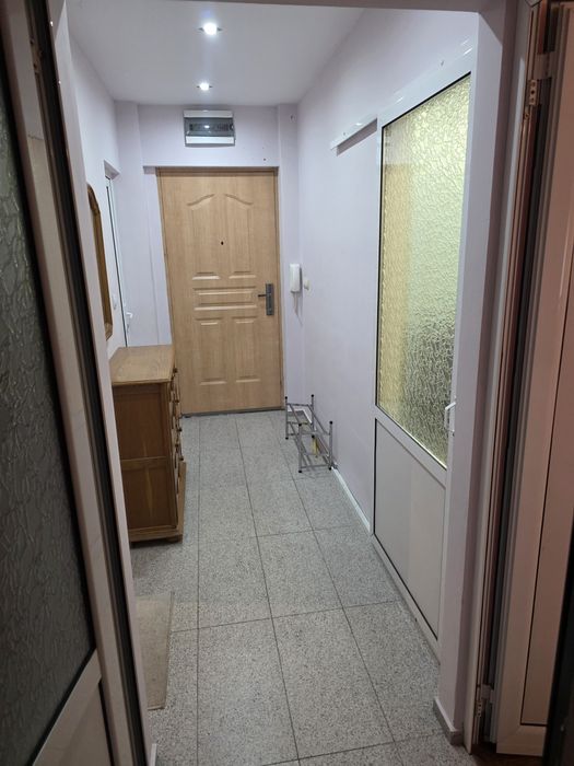 3 -стаен апартамент под наем