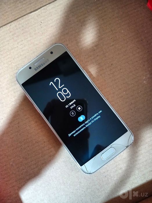 Telefon sotiladi