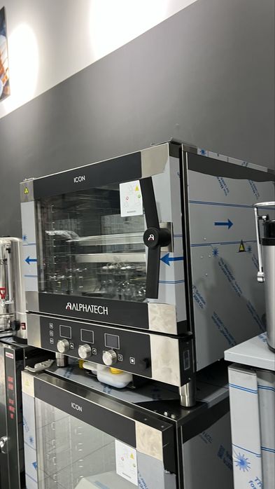 Пароконвектомат на 7 уровней комплекте с автомойкой Lainox Alphatech