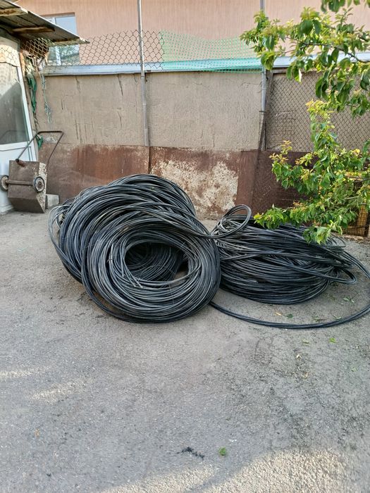 Продам кабель б/у