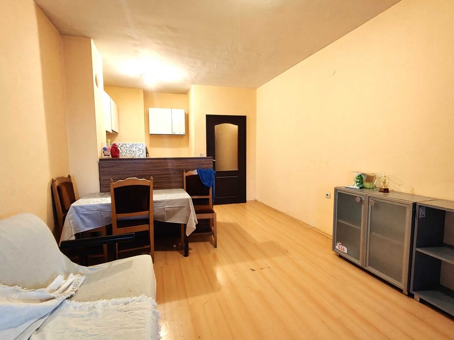 Дава се под наем Двустаен апартамент в София, Оборище - 67 кв.м за 447.78 € - Снимка #4