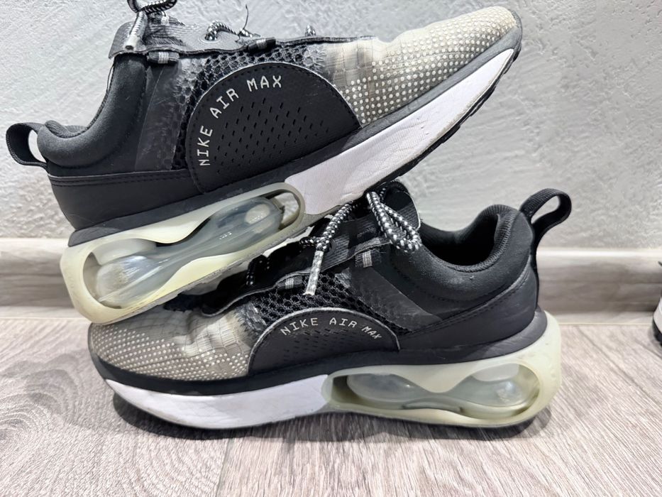 Маратонки Nike 36,5 eur