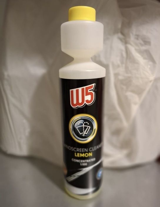 Vand mai multe accesorii auto