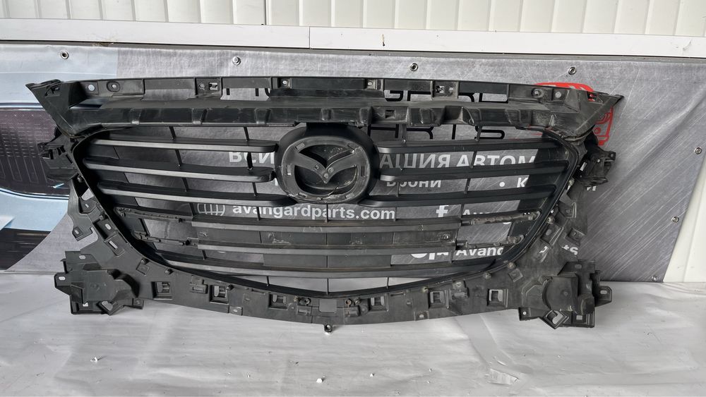 Решетка Mazda 3 Facelift 2017-