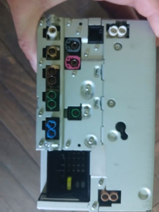 Навигационен дисплей и радио модул за Mercedes-Benz CLS 63 AMG
Цена 45