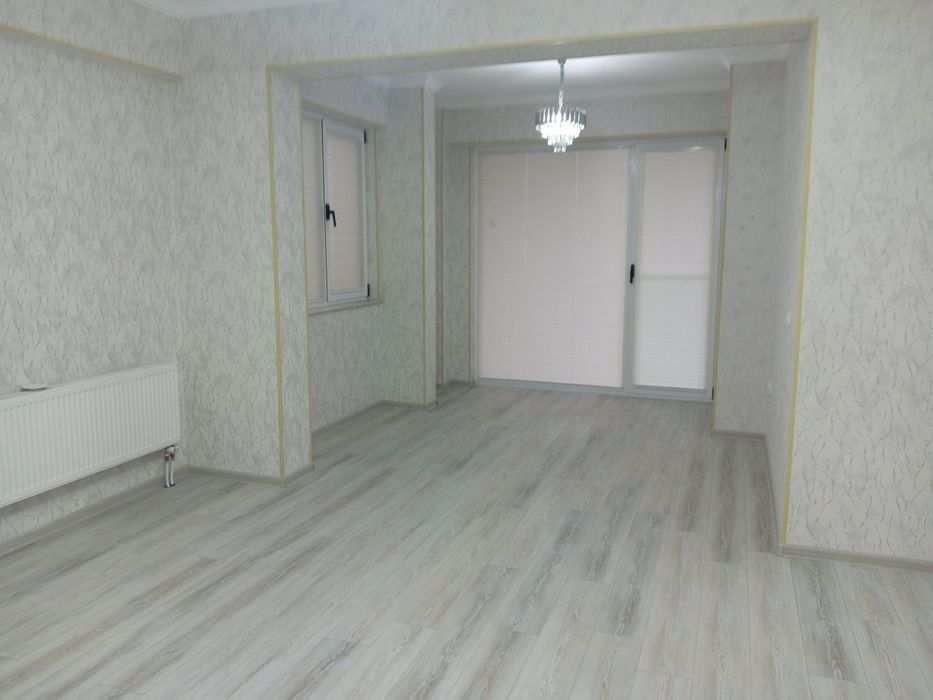 Novastroyka SOTILADI maklersiz, rasmda mebel texnikasiz qo'yilganmo'lj