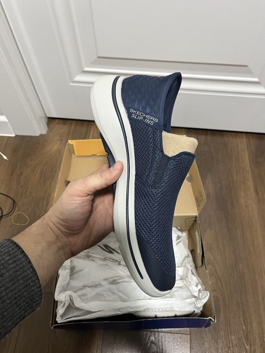 Мужская обувь skechers