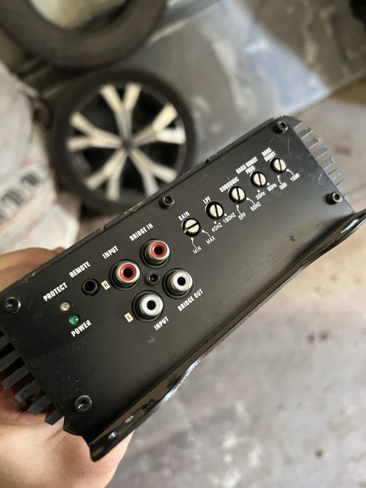 Сабвуфер с усилителем