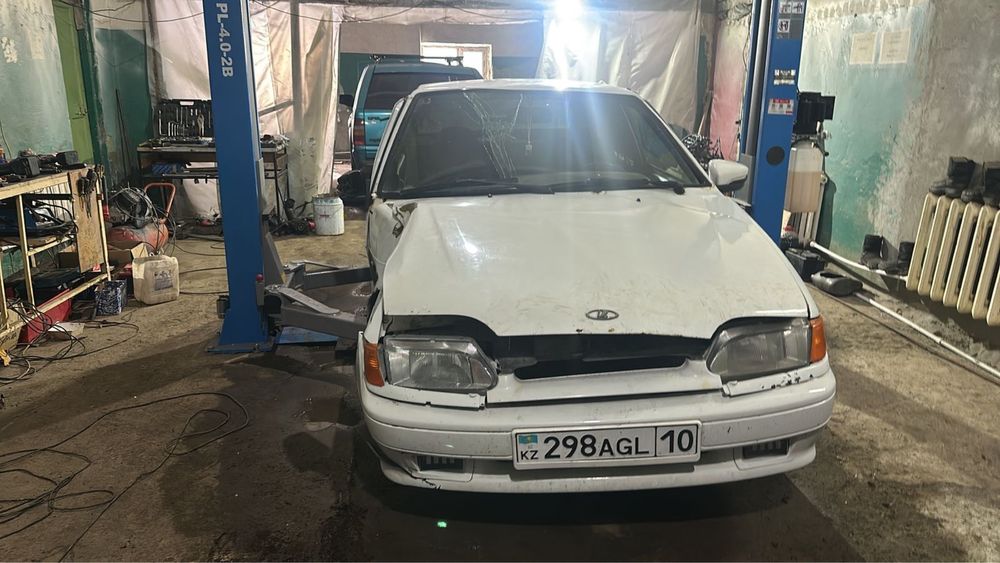 Ваз 2114 белая, чипованная