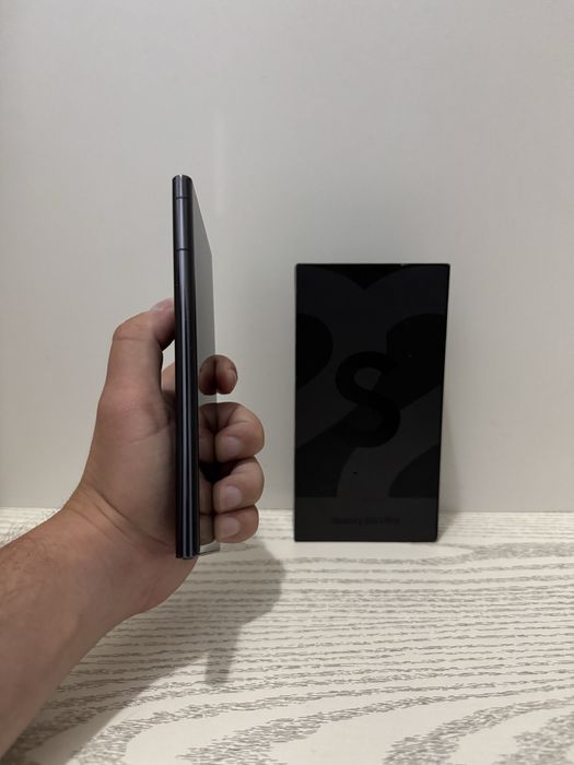 Samsung s22 Ultra 12/256gb Идеал