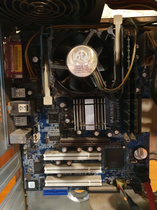 PC / Calculator pentru piese