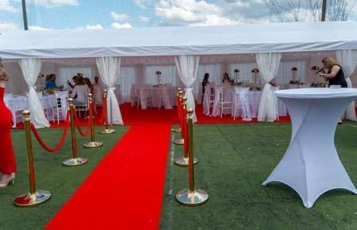 Măsuță pentru gătitul miresei, Frigidere, corturi ,Pavilioane