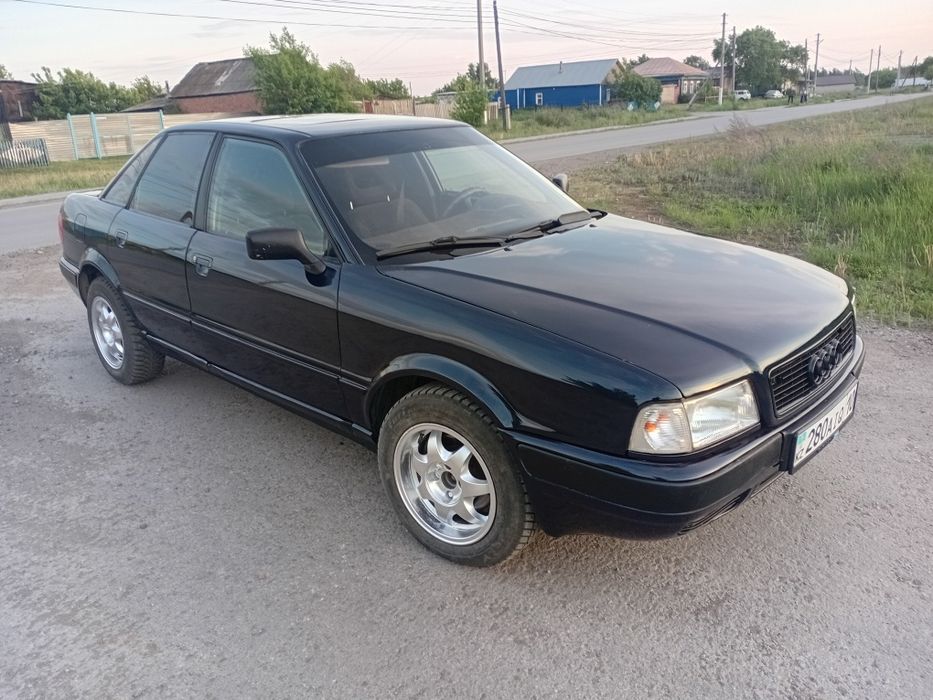 Продам ауди б4 1992